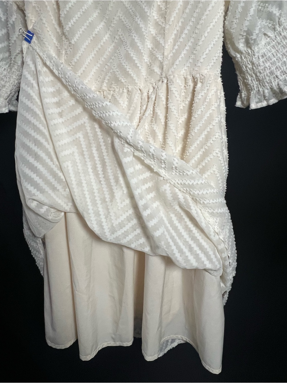 Cream Ladies Medium Summer Textured Puff-Sleeve Midi Dress - Picture 6 of 7